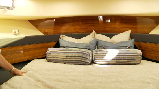 Maritimo M58 vip stateroom