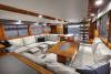 07-Maritimo_M64_Saloon.jpg